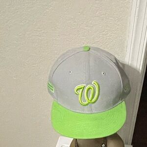Rare Washington Nationals hat a grey crown, a vibrant lime green brim and logo